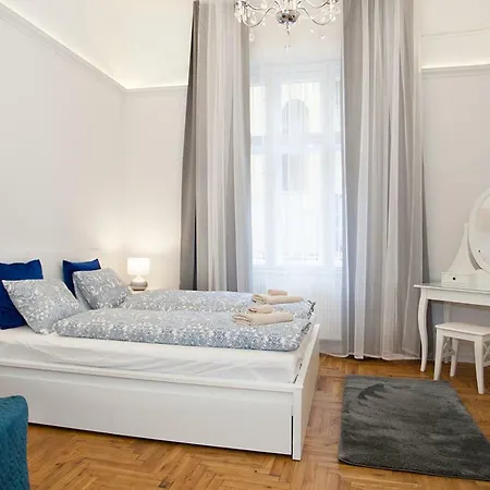 Apartment Amanda Astoria *
